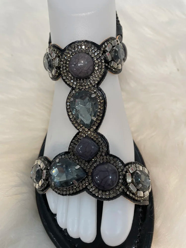 Wholesale Women's Trendy Sandals Embellished Layla NG55
