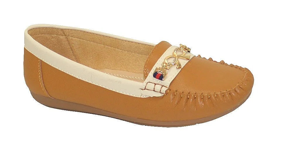 Wholesale Women's Faux Suede Moccasin Style Loafers Chloe Ngfa