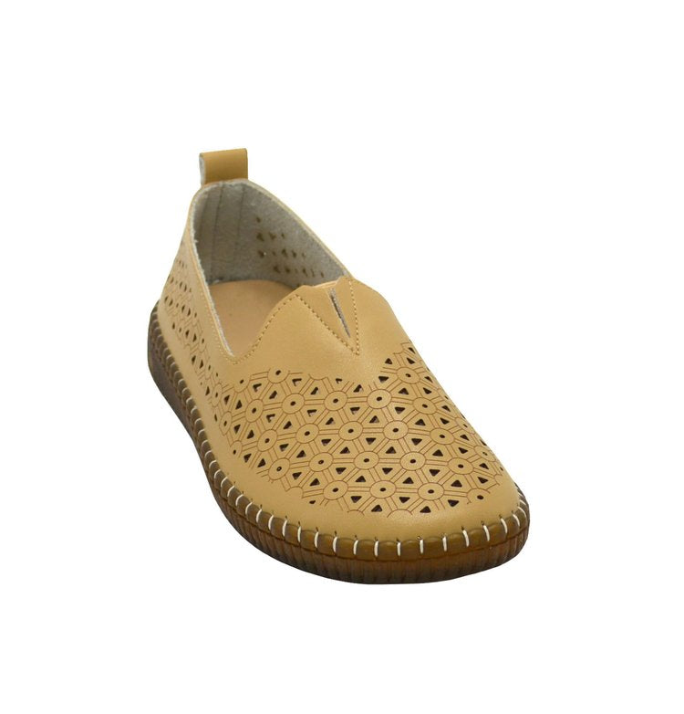 Wholesale Women's Shoes Moccasin Slip On NG557