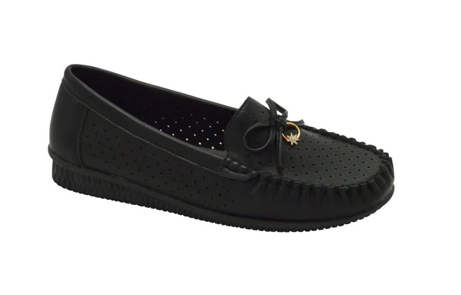Wholesale Women's Moccasin-Inspired Casual Loafers Ella NG91